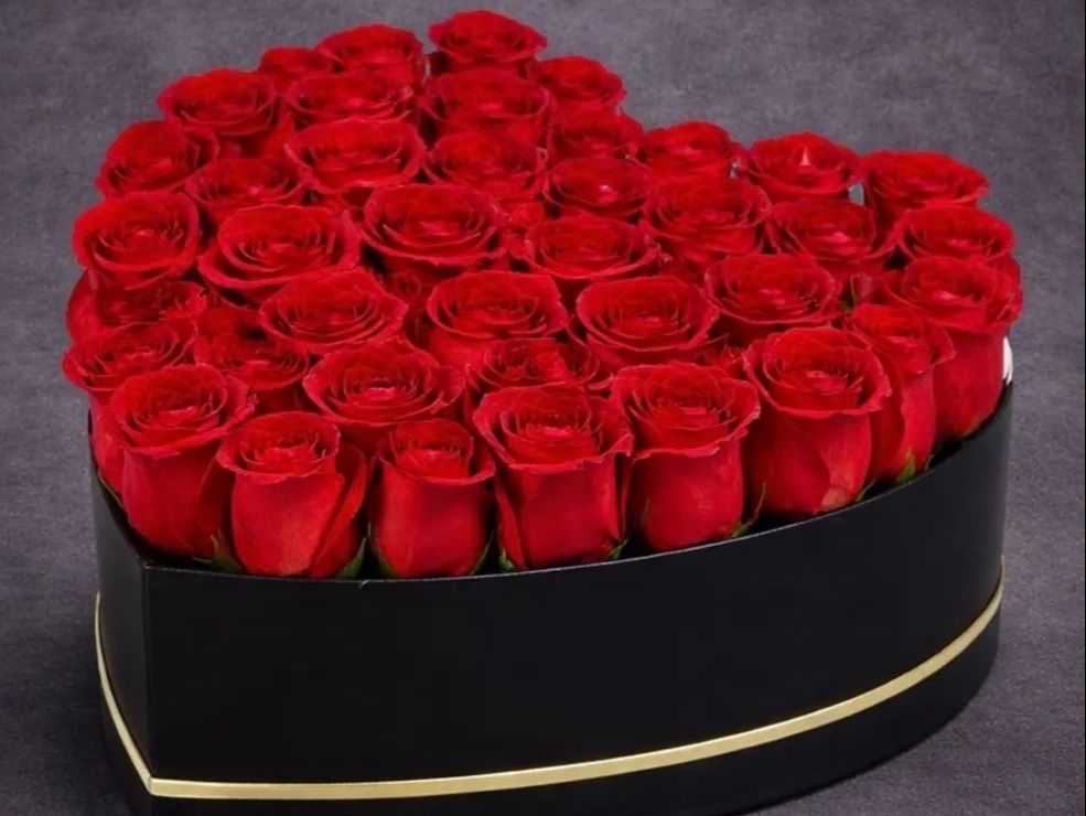 51 Rose Heart Shape Box