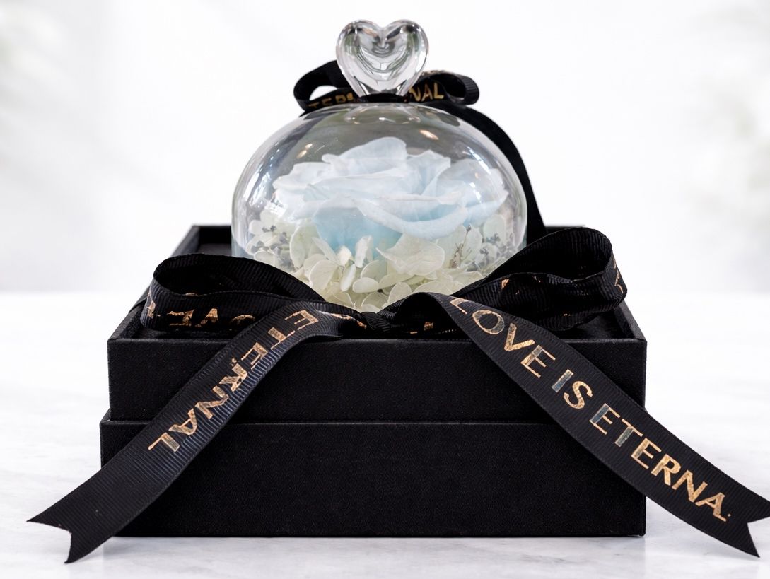 Sky Bliss Eternal Rose Dome