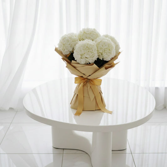 Snow Blossom Bouquet