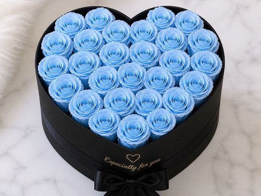 Midnight Sky Heart – 30 Blue Roses Box
