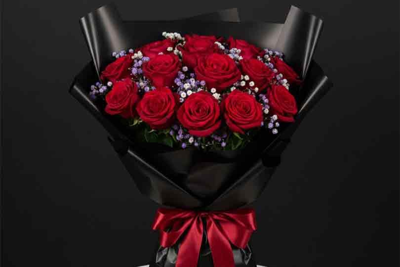 Ruby Kiss Romantic Lipstick Bouquet
